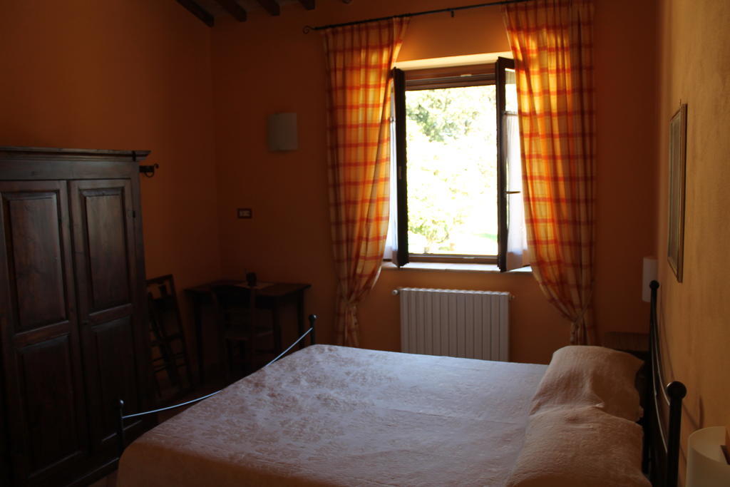Agriturismo Borgo Pirolino Orvieto Zimmer foto